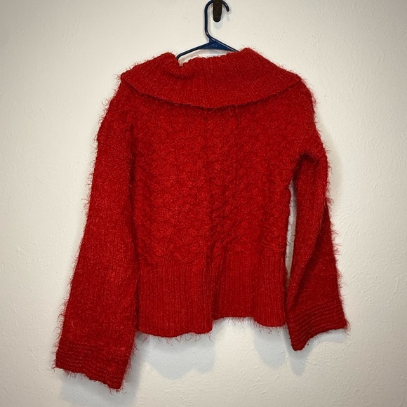 SLEEPING ON SNOW | Torridon Red Eyelash Turtleneck Sweater Size Small - Picture 6 of 6